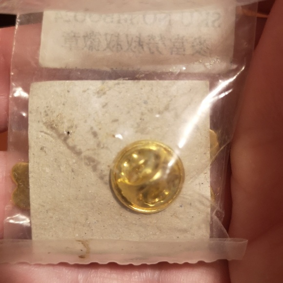 Vintage Ronald McDonald Pin - Picture 2 of 2